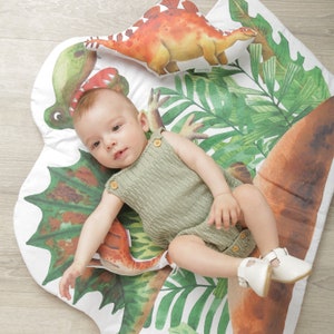Dino shape play mat Dinosaurs nursery decoration Quilted activity rug Green cotton mat Baby shower gift Jurassic Park kids room