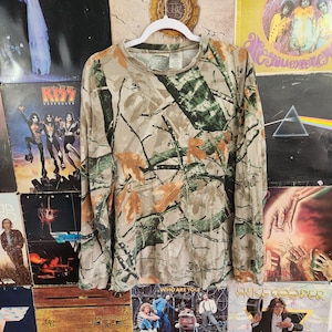 Vintage Camo Long sleeve Shirt Large