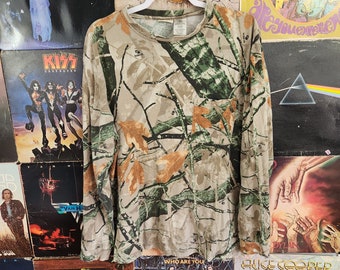 Vintage Camo Long sleeve Shirt Large