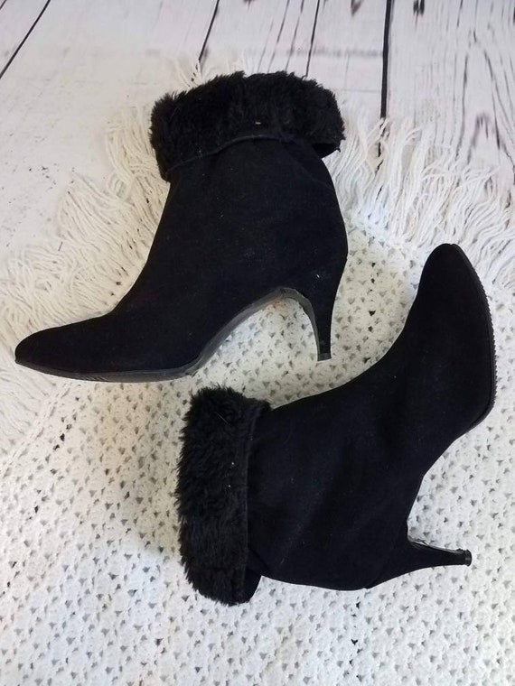 Vintage 60s Black Suede Fuzzy Lined Golo Boots 7.5