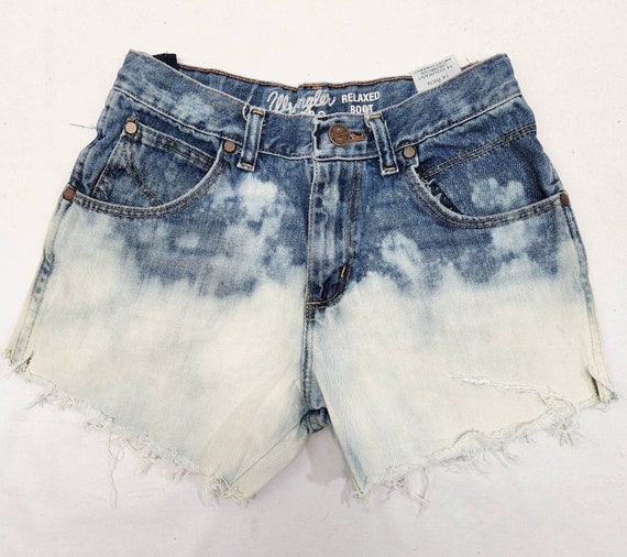 Half Bleached Shorts STUD BLEACHED HALF JEANS DARED 60% Asian