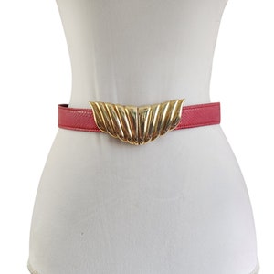 Vintage 90&#39;s Red and Gold Snakeskin Belt Medium