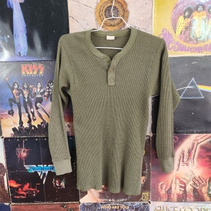 Green thermal deals shirt