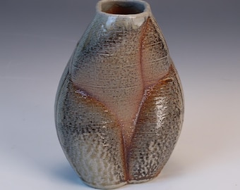 3D Printed Stoneware Flower Vase: Wood & Soda Fired Clay
