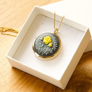 Personalized Yellow Roses Locket Necklace Anniversary Birthday or Mom Gift from DaughterSon Custom Message for Her image 1