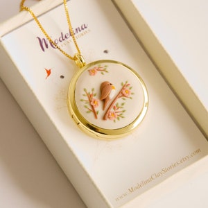 Robin Photo Locket Necklace - Birthday  Mothers Day Gift - In Memory Sympathy Present - Husband Memorial - Silver  Chain - TM