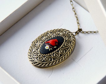 Cardinal Necklace with 2 photo inside Personalized necklace Vintage style Birthday gift for mom Daughter gift for mother Sympathy gift