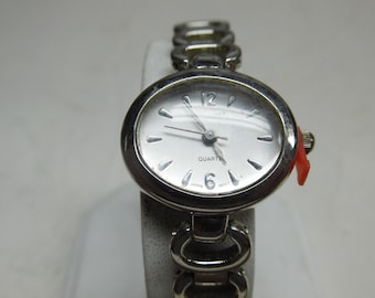Ladies Quartz Wrist Watch