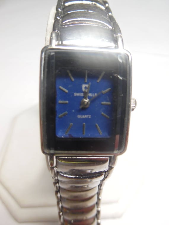Swiss hills quartz watch sale