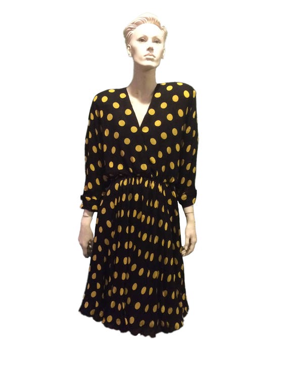yellow polka dotted dress