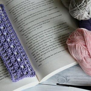 Diamond Lace Crochet Bookmark - CROCHET PATTERN