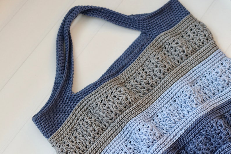 On Trend Crochet Market Bag CROCHET PATTERN image 2