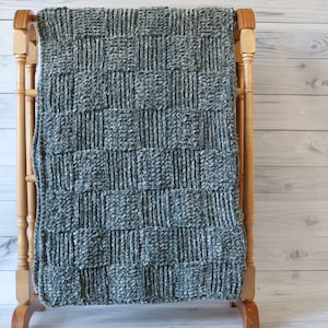 Mint Velvet Throw CROCHET PATTERN