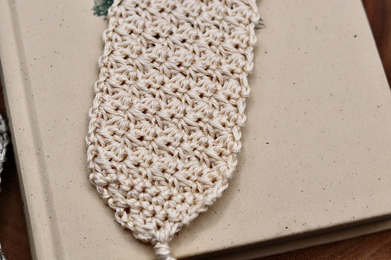 Suzette Bookmark CROCHET PATTERN image 2