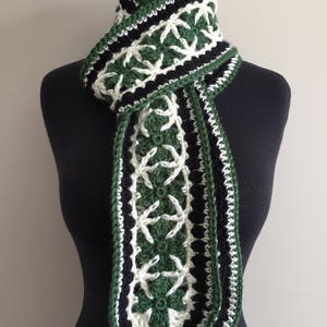 Lacy Shamrock Scarf - Crochet Pattern - St. Patrick&#39;s Day