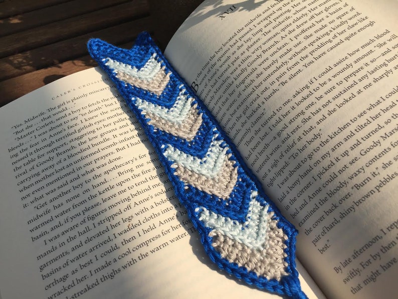 Chevron Bookmark A Crochet Pattern image 1