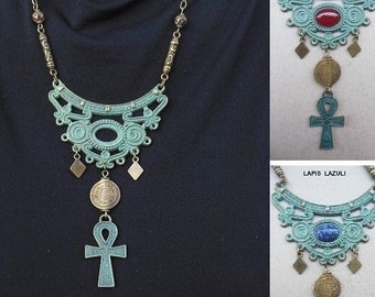 Collier croix Ankh et lapis lazuli