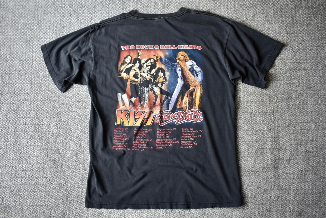 Aerosmith KISS ツアーTシャツ XL 2003 Aerosmith x Kiss Tour T-Shirt (Size XL) – VintageFolk