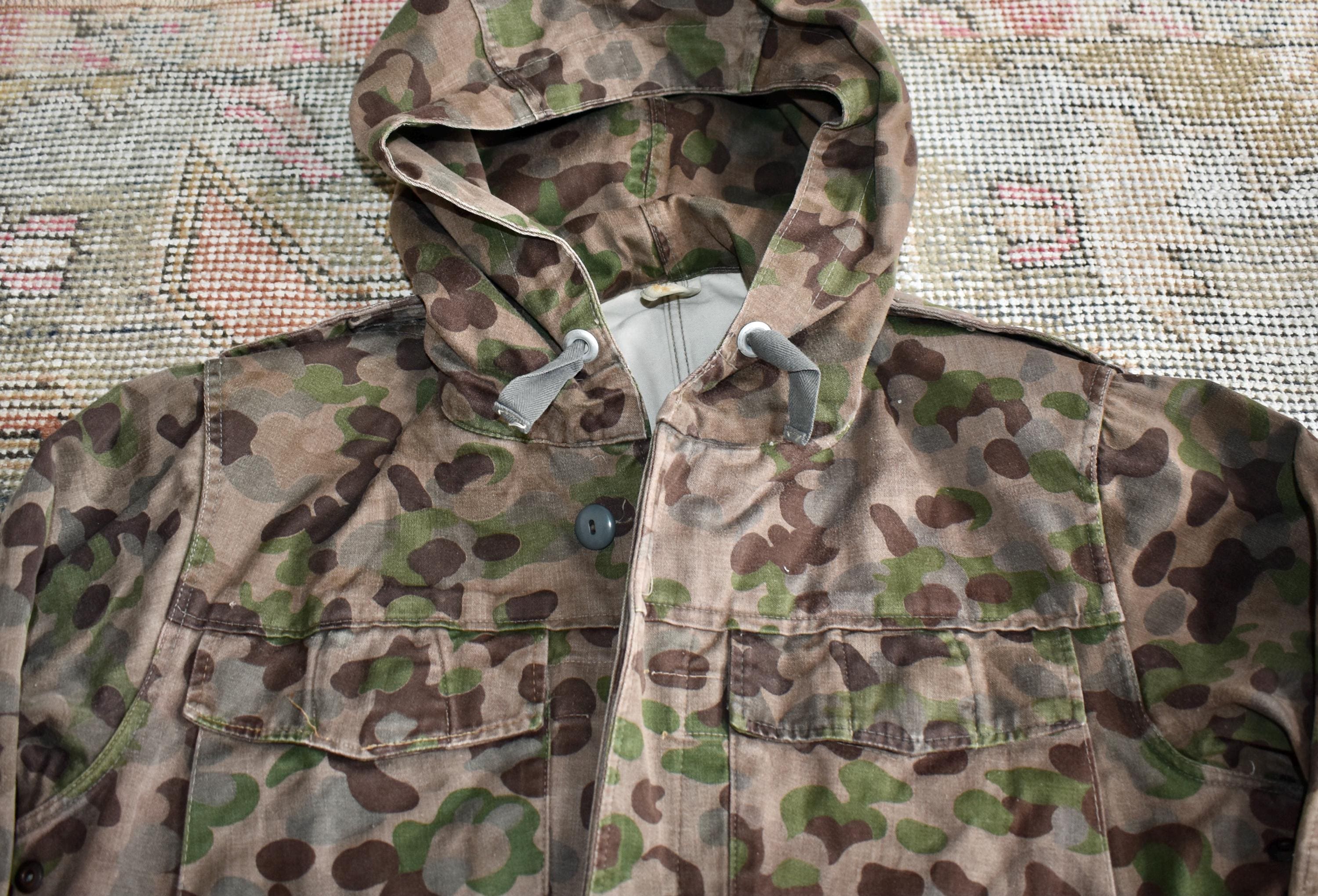 Vtg 70s Austrian Army Military KAZ 57 HBA Pea Dot Camouflage