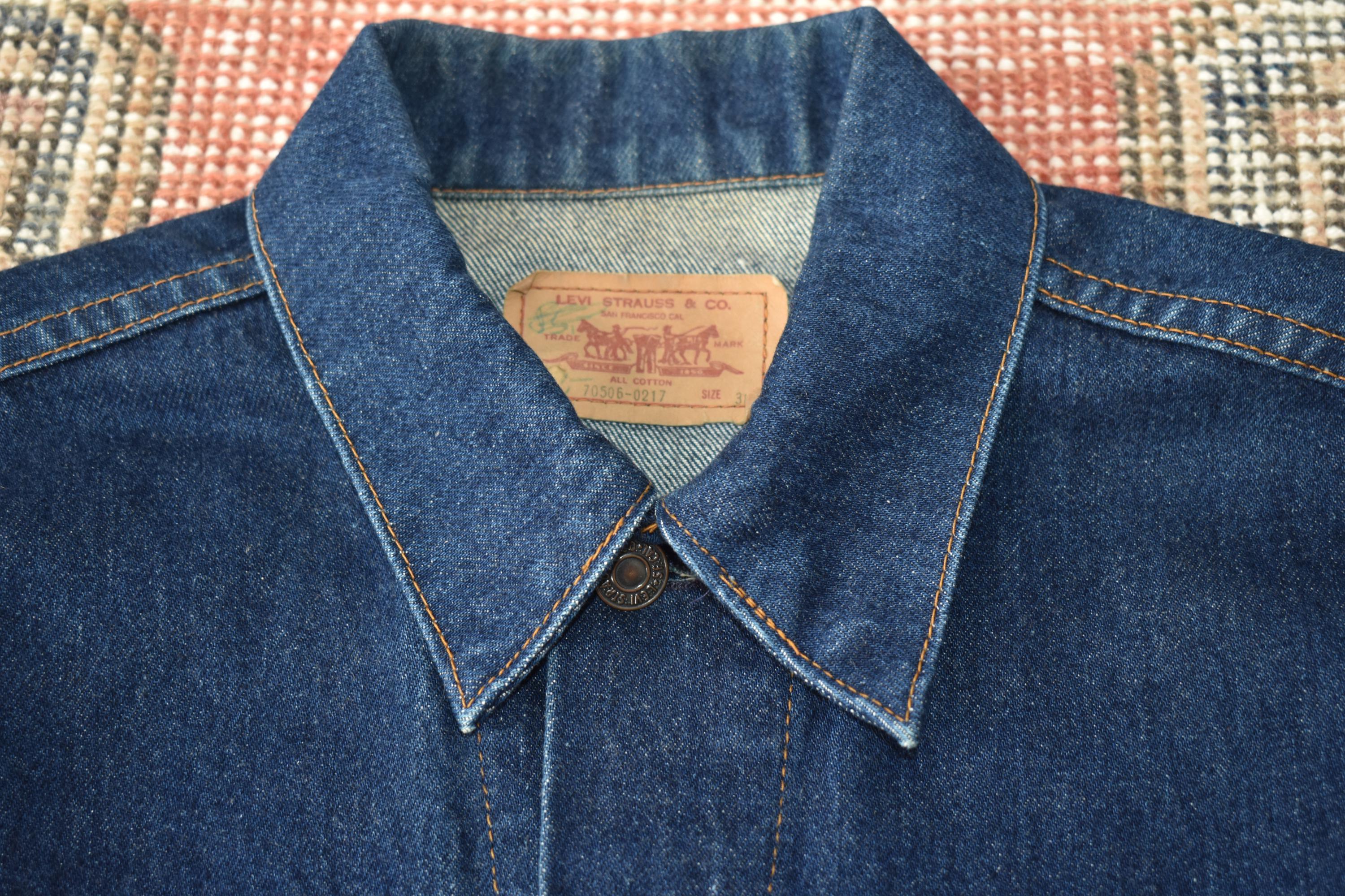 Vtg 80s Levi's 70506-0217 Dark Blue Denim Trucker Jean Jacket Size