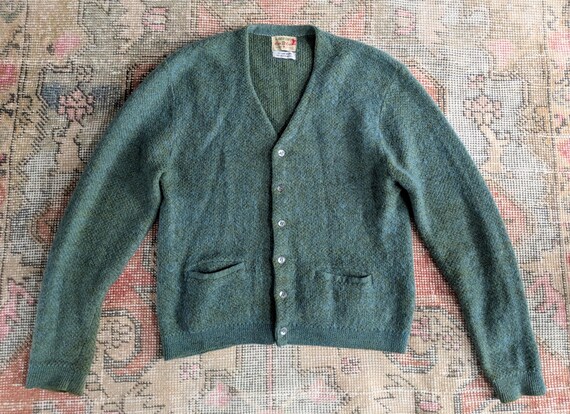 Vtg 50s 60s Arrow Cum Laude Green Fuzzy Mohair & Acrylic Vtg 50s 60s Arrow Cum Laude Green Fuzzy Mohair & Acrylic