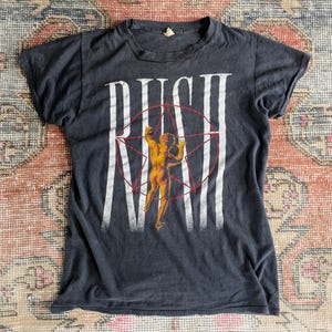 Vtg 80er Jahre Rush Hemispheres Bewegte Bilder Single Stitch Rock Band Tee T-Shirt Leinwand Sterne S
