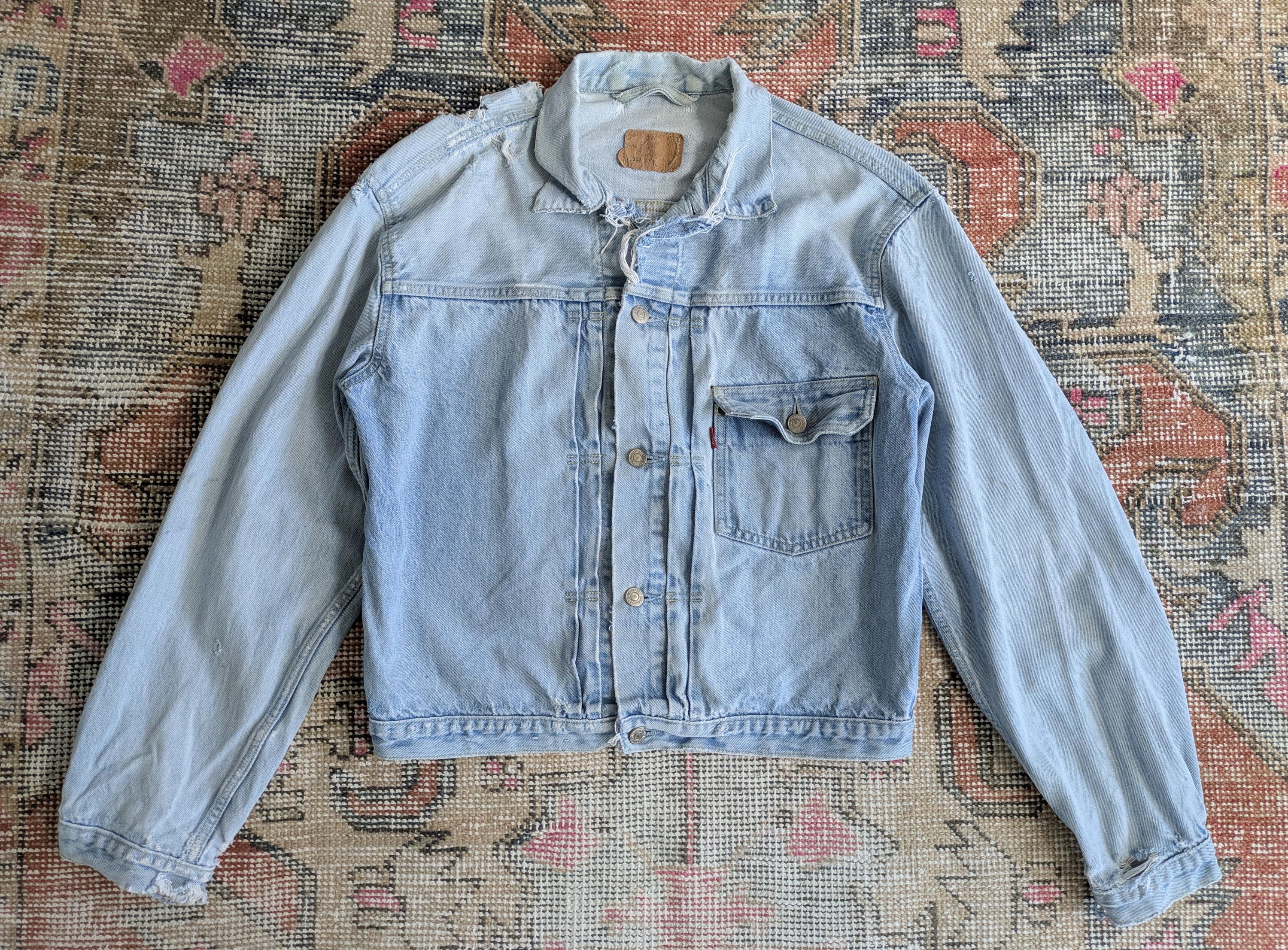 70501 Euro levi’s 1st denim jacket il_fullxfull.6923104677_101h.jpg