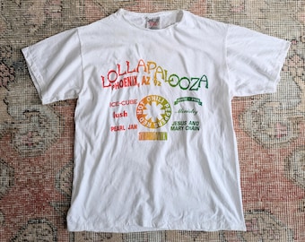 Vintage 1992 Lollapalooza '92 T-shirt White L 90s Red Hot