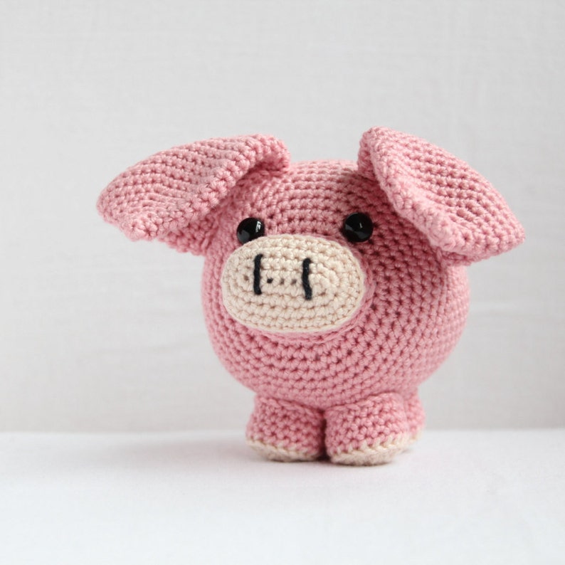 Crochet pattern Veerle the pig image 2