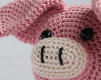 Crochet pattern Veerle the pig
