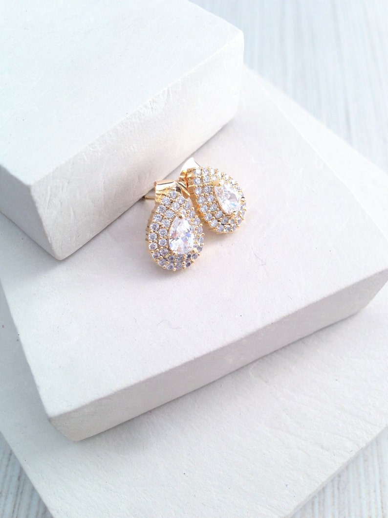 Tear Drop Stud Earring,Crystal Tear Drop Earring,Crystal Cubic Stud Earring,Gold Cubic Tear Drop Earring,Crystal Stud Earring