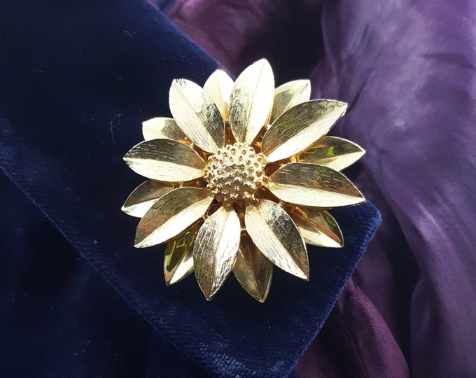 Sarah Coventry "Satin Petals" Gold Flower Brooch