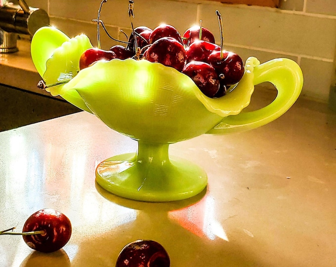 Gorgeous Jade Rolled Scalloped Glass bowl with Footed Base, Candy Dish. Fruit Bowl, Nut Dish, Soap Dish,Fused Glass Bowl  Housewarming Gift