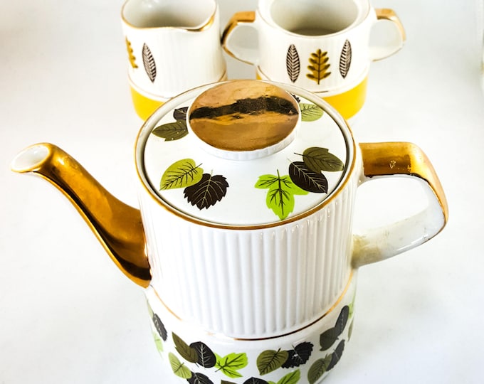 Buttercups and Daisy Sadler TeaPot Coffee Pot with Mix and Match Cream and open Sugar Set