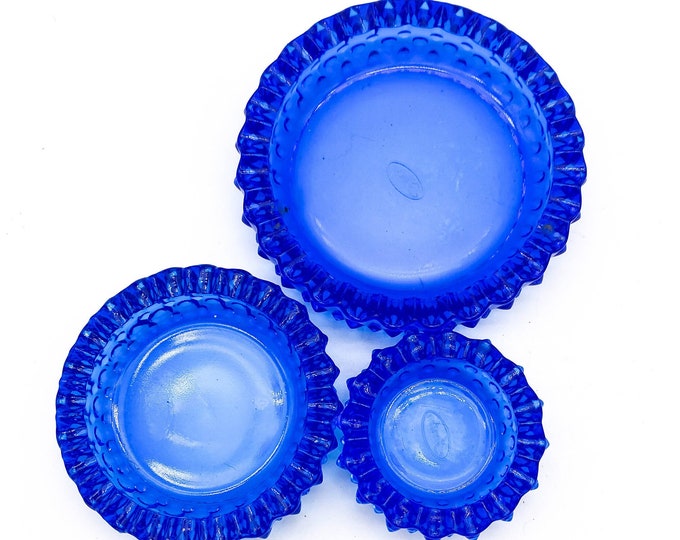 Fabulous Fenton Cobalt Nesting Ashtray Trio. Hobnail and scalloped rims