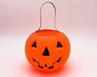 Vintage Plastic Blo Mold Jack O' Lantern with riveted handle