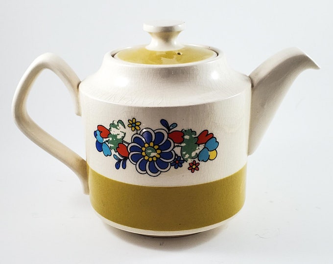Super Cute Vintage Single Serving Sadler Stoneware Tea Pot