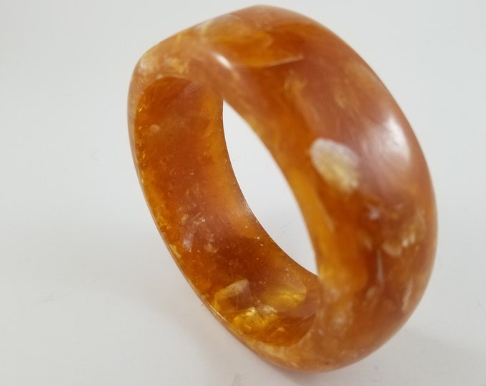 Gorgeous Thick Lucite Butterscotch Bangle in Marbled Finish