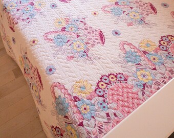 Sweet and Stunning Crib/ToddlerChild Quilt with Pink Floral Baskets and Pink Fringed Trim