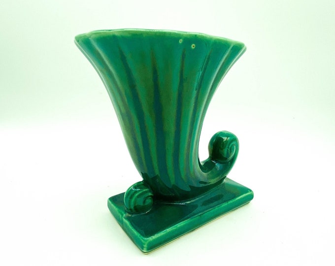 Oh So Gorgeous Green Cornucopia Vase USA