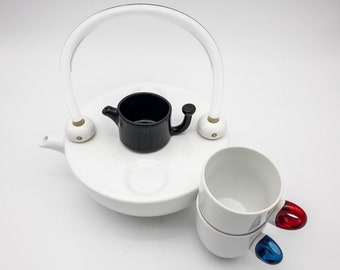 MId Century Guzzini White and Acrylic Modernist TeaPot with Matching Mugs