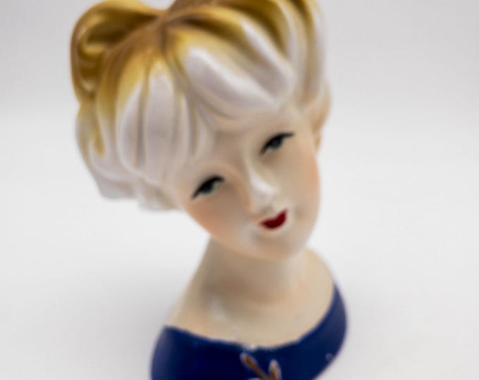 Vintage Inarco Mid Century Lady Head Vase in Elegant Black with Dangling Pearl Earrings
