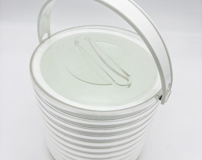 Super Chic Mid Century Vintage Clear Ribbed Acrylic Lucite Ice Bucket by Sally Designs