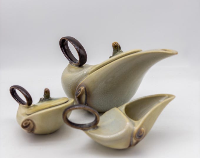 Fantastic Hand Painted MCM Hull Pottery Parchment + Pine 3 Piece Aladdin Lamp Style Teapot Creamer Sugar Set