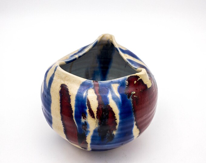 Beautiful Pinch Pot vase with Red and Blue dripping pattern