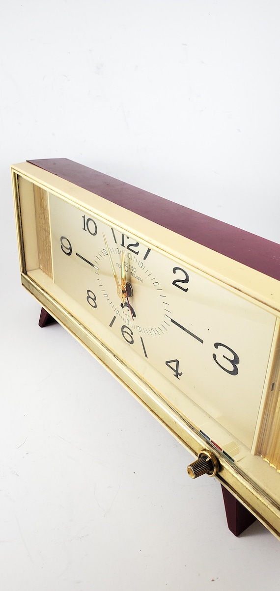 Seiko Table Top Melodic Alarm Clock With Plastic and Bakelite Body