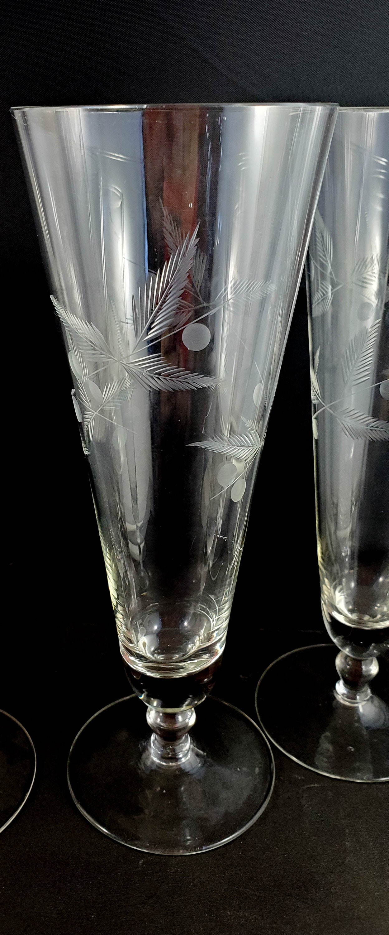 6 Vintage Pilsner glasses etched leaf and berry sprays with coned