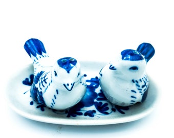 Gorgeous Blue Bird Salt and Pepper Shakers with Ceramic Tray. Vintage Kitchen Decor.