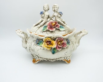 Classic Antique Capodimonte Gorgeous Large Florentine style Capodimonte covered Tureen with cherubs Must have for Capodimonte lovers!