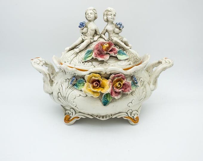 Classic Antique Capodimonte Gorgeous Large Florentine style Capodimonte covered Tureen with cherubs Must have for Capodimonte lovers!